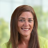 Rebecca Carr Headshot